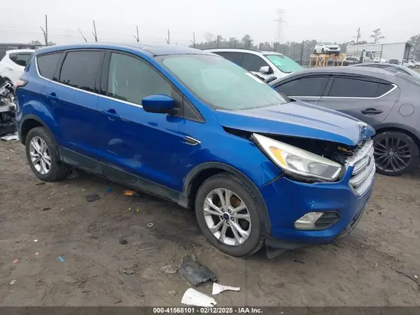 1FMCU0GD2HUD34170 2017 FORD ESCAPE - Image 1