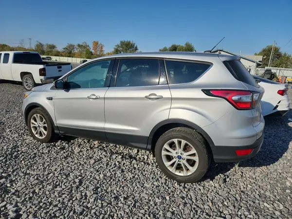1FMCU0GD2HUD49929 2017 FORD ESCAPE - Image 2