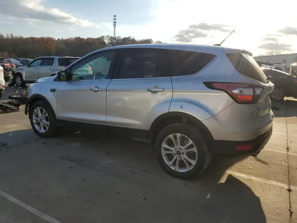 1FMCU0GD2HUD52667 2017 FORD ESCAPE - Image 2