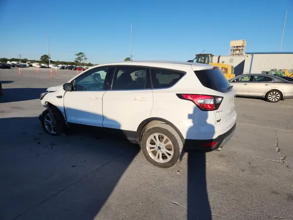 1FMCU0GD2HUD78637 2017 FORD ESCAPE - Image 2