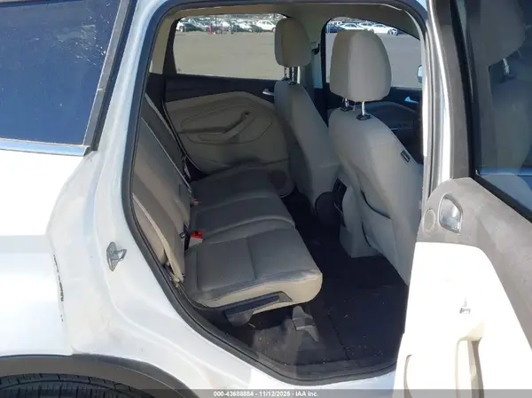 1FMCU0GD2HUD93915 2017 FORD ESCAPE - Image 8