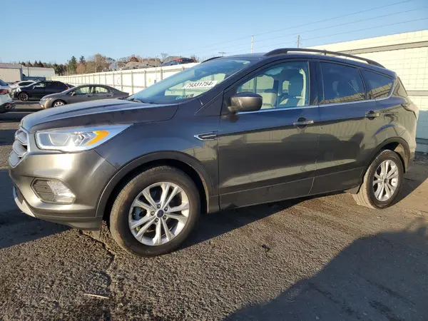 1FMCU0GD2HUE02063 2017 FORD ESCAPE - Image 1