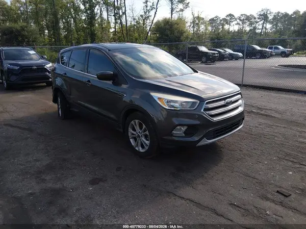 1FMCU0GD2HUE64238 2017 FORD ESCAPE - Image 1