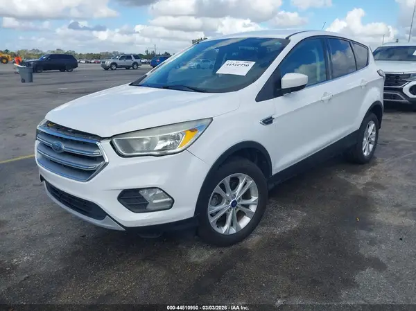 1FMCU0GD2HUE64806 2017 FORD ESCAPE - Image 2