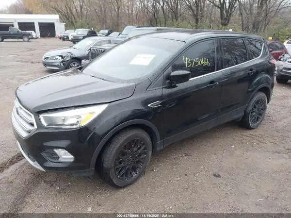 1FMCU0GD2HUE68676 2017 FORD ESCAPE - Image 2