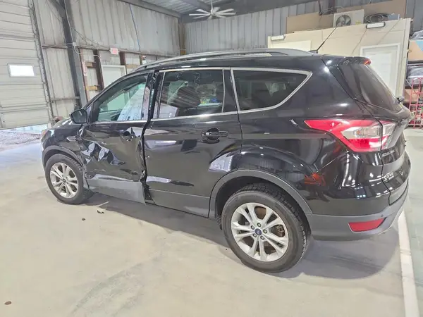 1FMCU0GD2HUE69861 2017 FORD ESCAPE - Image 2