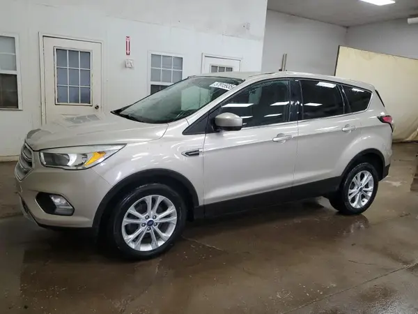 1FMCU0GD2HUE70055 2017 FORD ESCAPE - Image 1