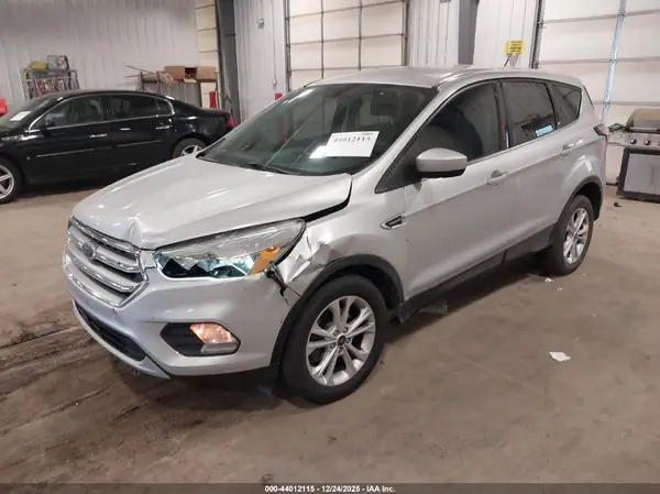 1FMCU0GD2HUE72257 2017 FORD ESCAPE - Image 2