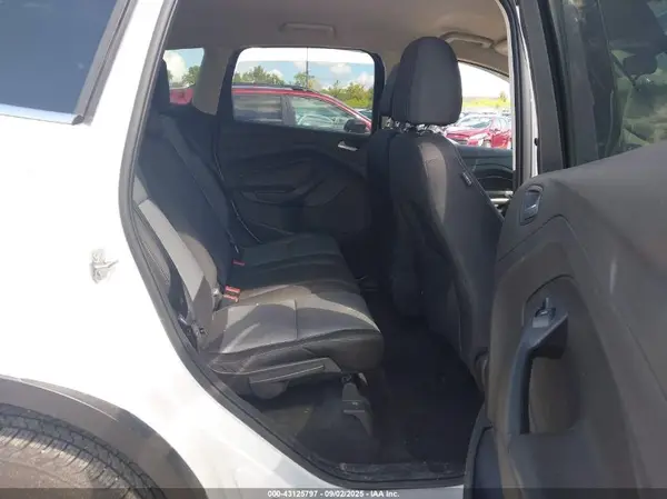 1FMCU0GD2HUE77068 2017 FORD ESCAPE - Image 8