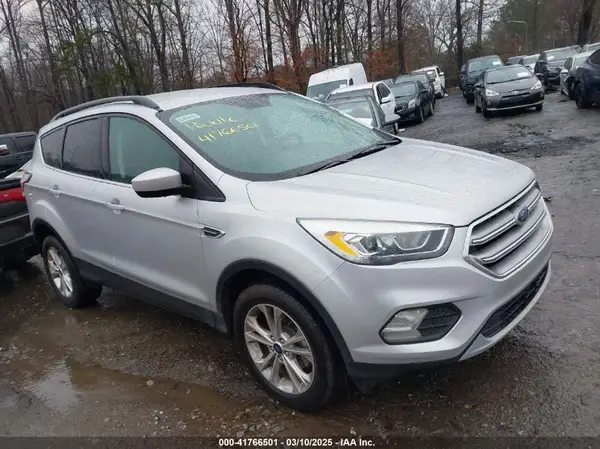1FMCU0GD2HUE84747 2017 FORD ESCAPE - Image 1