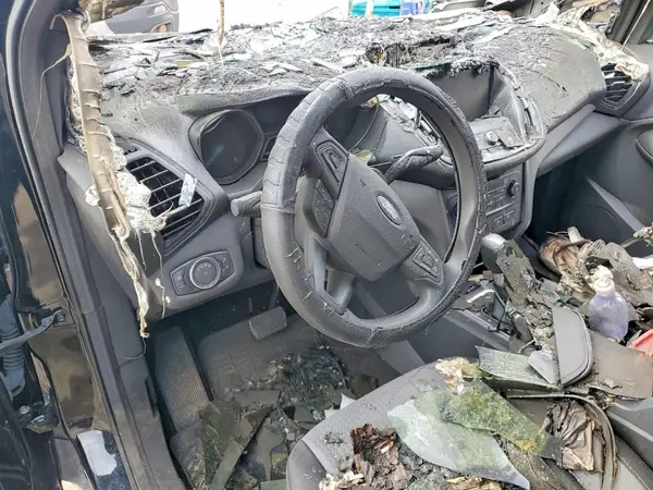 1FMCU0GD2HUE91715 2017 FORD ESCAPE - Image 8