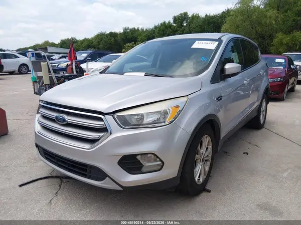 1FMCU0GD2HUF01885 2017 FORD ESCAPE - Image 2