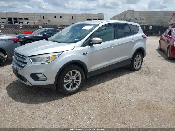 1FMCU0GD2HUF07220 2017 FORD ESCAPE - Image 2