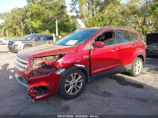 1FMCU0GD2JUA02221 2018 FORD ESCAPE - Image 2
