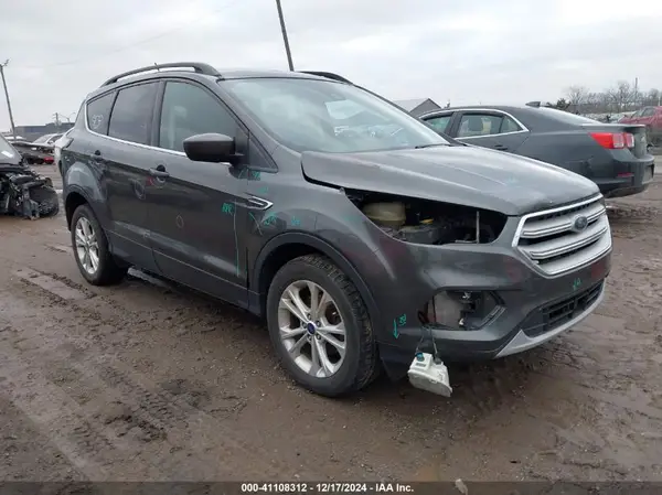 1FMCU0GD2JUA40757 2018 FORD ESCAPE - Image 1