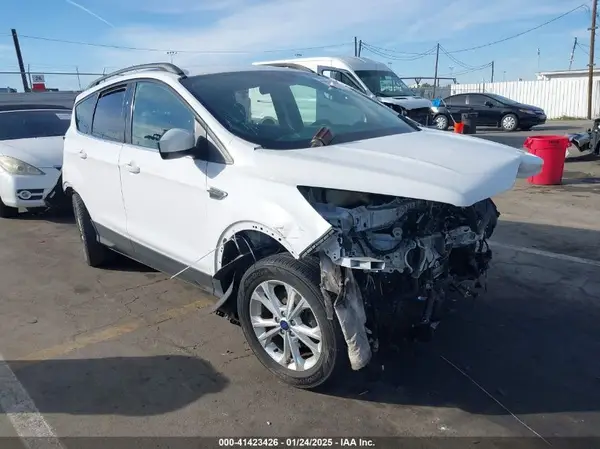 1FMCU0GD2JUA58207 2018 FORD ESCAPE - Image 1