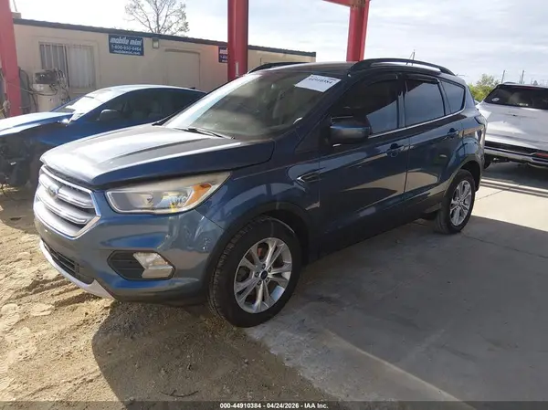 1FMCU0GD2JUA61091 2018 FORD ESCAPE - Image 2