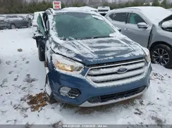 1FMCU0GD2JUA62872 2018 FORD ESCAPE