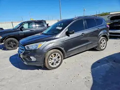1FMCU0GD2JUA63777 2018 FORD ESCAPE