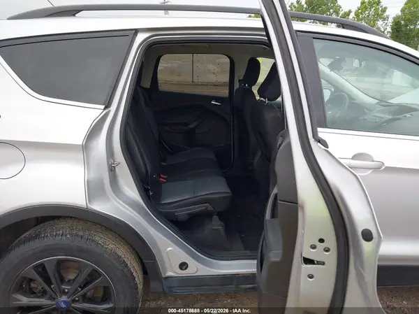 1FMCU0GD2JUA65805 2018 FORD ESCAPE - Image 8