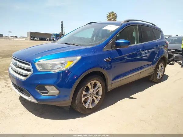 1FMCU0GD2JUA74049 2018 FORD ESCAPE - Image 2