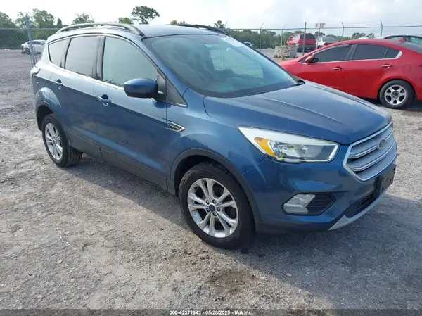 1FMCU0GD2JUA74102 2018 FORD ESCAPE - Image 1