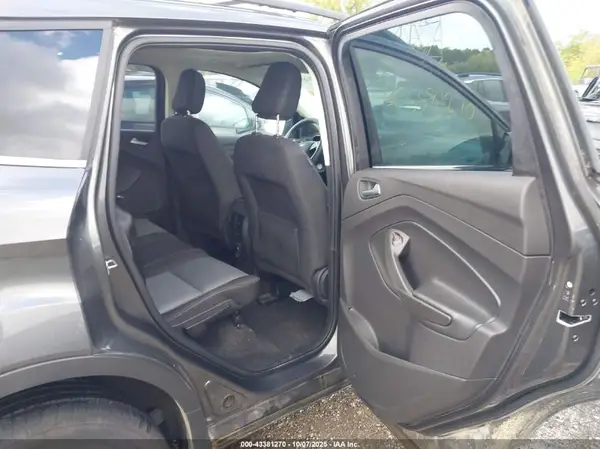 1FMCU0GD2JUA82720 2018 FORD ESCAPE - Image 8