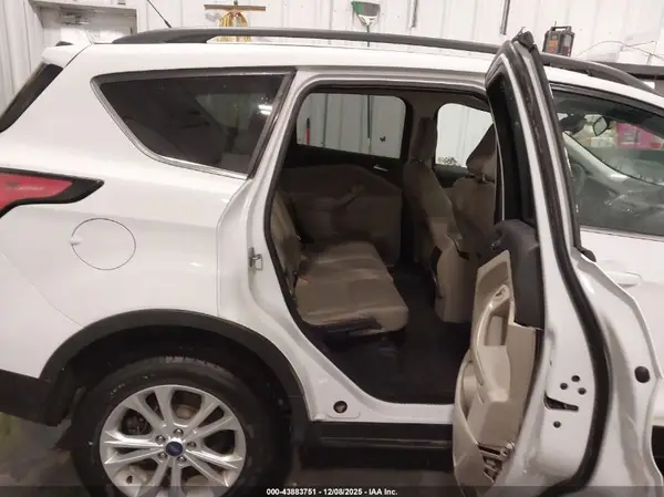 1FMCU0GD2JUA87173 2018 FORD ESCAPE - Image 8