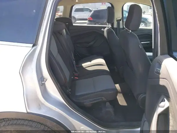 1FMCU0GD2JUB04988 2018 FORD ESCAPE - Image 8
