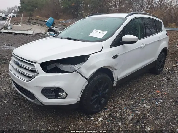 1FMCU0GD2JUB09785 2018 FORD ESCAPE - Image 2