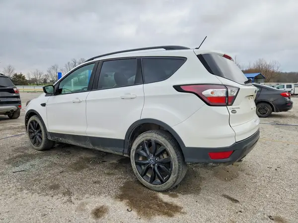 1FMCU0GD2JUB10418 2018 FORD ESCAPE - Image 2