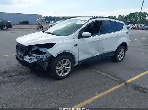 1FMCU0GD2JUB47551 2018 FORD ESCAPE - Image 2