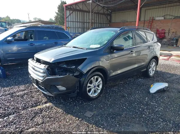 1FMCU0GD2JUB84373 2018 FORD ESCAPE - Image 2