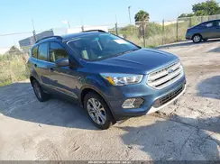 1FMCU0GD2JUB97611 2018 FORD ESCAPE