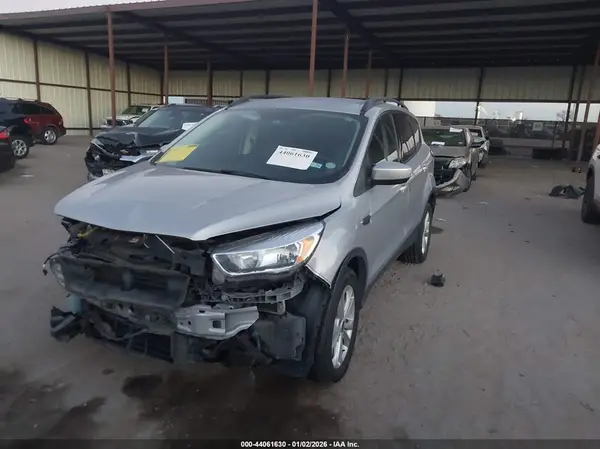 1FMCU0GD2JUC03794 2018 FORD ESCAPE - Image 2