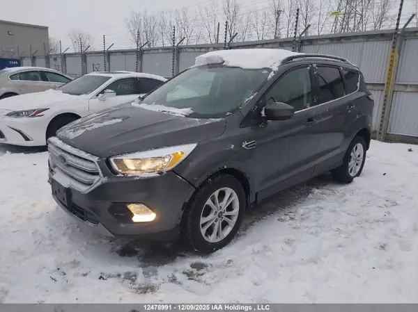 1FMCU0GD2JUC15623 2018 FORD ESCAPE - Image 2