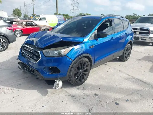 1FMCU0GD2JUC27271 2018 FORD ESCAPE - Image 2