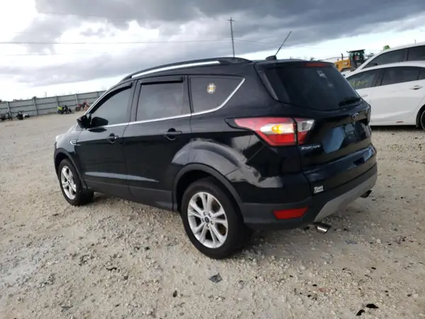 1FMCU0GD2JUC36844 2018 FORD ESCAPE - Image 2