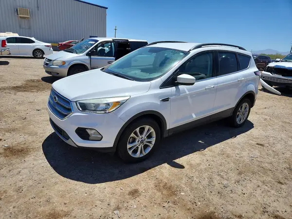 1FMCU0GD2JUC37931 2018 FORD ESCAPE - Image 1