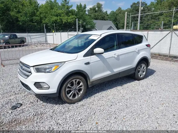 1FMCU0GD2JUC50274 2018 FORD ESCAPE - Image 2
