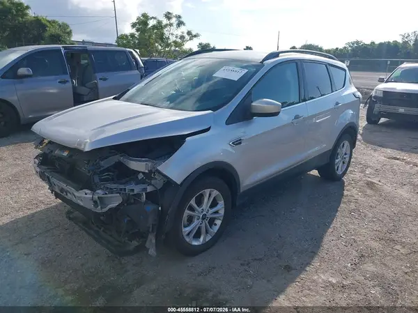 1FMCU0GD2JUC55300 2018 FORD ESCAPE - Image 2