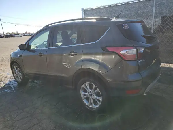 1FMCU0GD2JUC57306 2018 FORD ESCAPE - Image 2