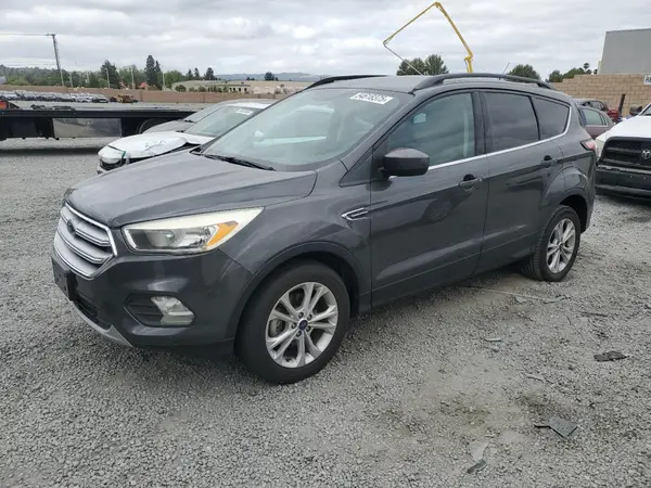 1FMCU0GD2JUC70945 2018 FORD ESCAPE - Image 1