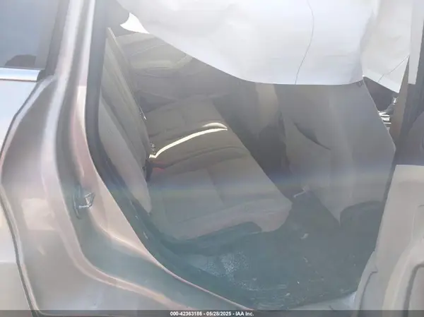 1FMCU0GD2JUC94839 2018 FORD ESCAPE - Image 8