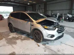 1FMCU0GD2JUD00266 2018 FORD ESCAPE