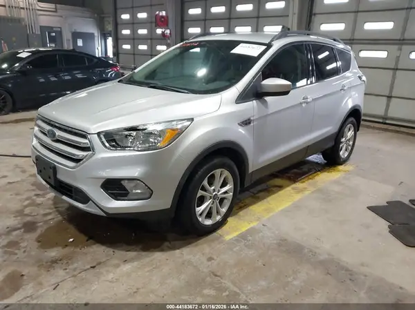 1FMCU0GD2JUD06570 2018 FORD ESCAPE - Image 2