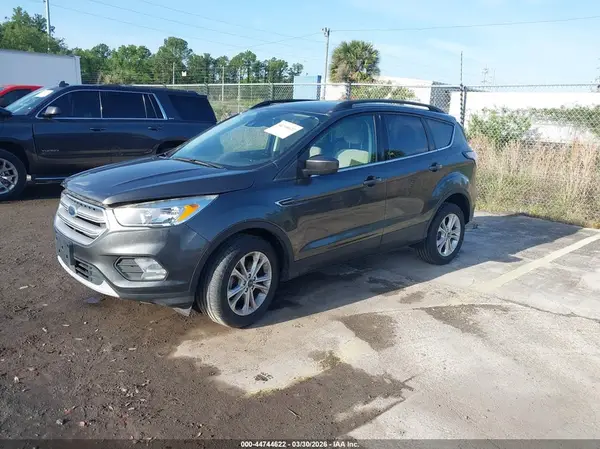 1FMCU0GD2JUD06603 2018 FORD ESCAPE - Image 2