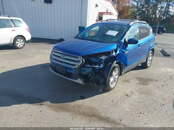 1FMCU0GD2JUD15382 2018 FORD ESCAPE - Image 2