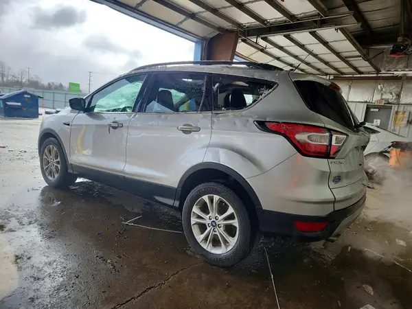1FMCU0GD2JUD34904 2018 FORD ESCAPE - Image 2
