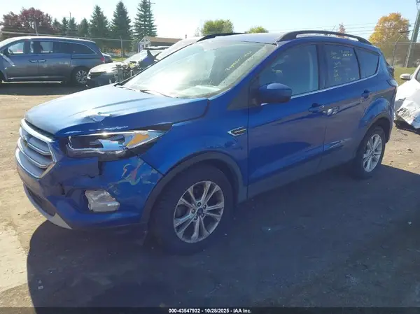 1FMCU0GD2JUD35938 2018 FORD ESCAPE - Image 2